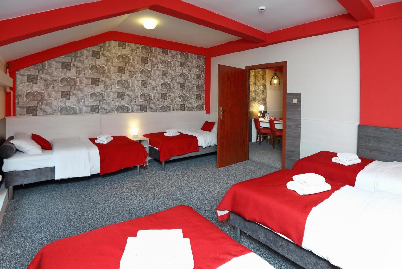 Hostel Przystanek Торунь Экстерьер фото