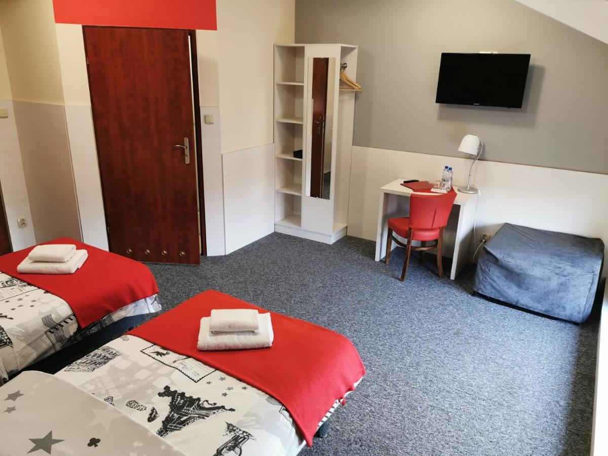 Hostel Przystanek Торунь Экстерьер фото