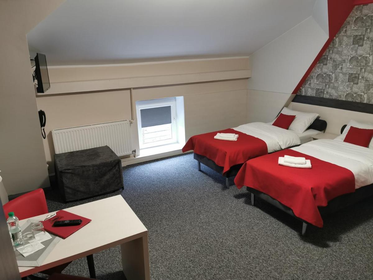 Hostel Przystanek Торунь Экстерьер фото