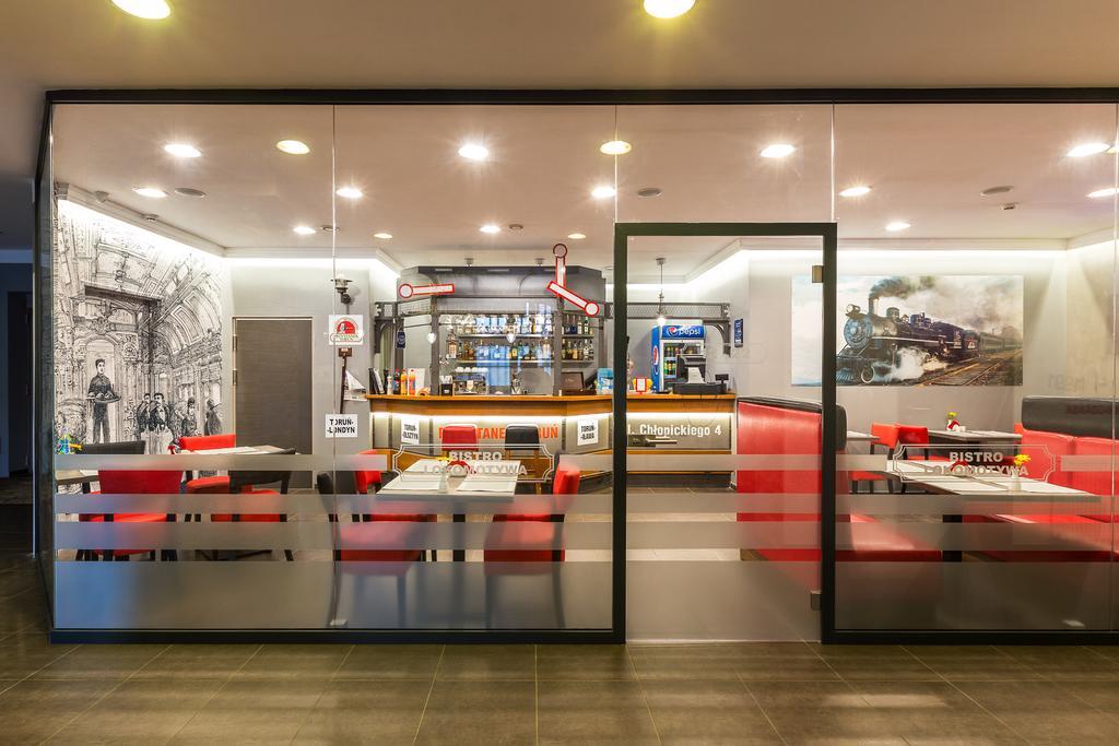 Hostel Przystanek Торунь Экстерьер фото