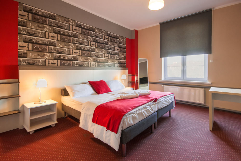 Hostel Przystanek Торунь Экстерьер фото