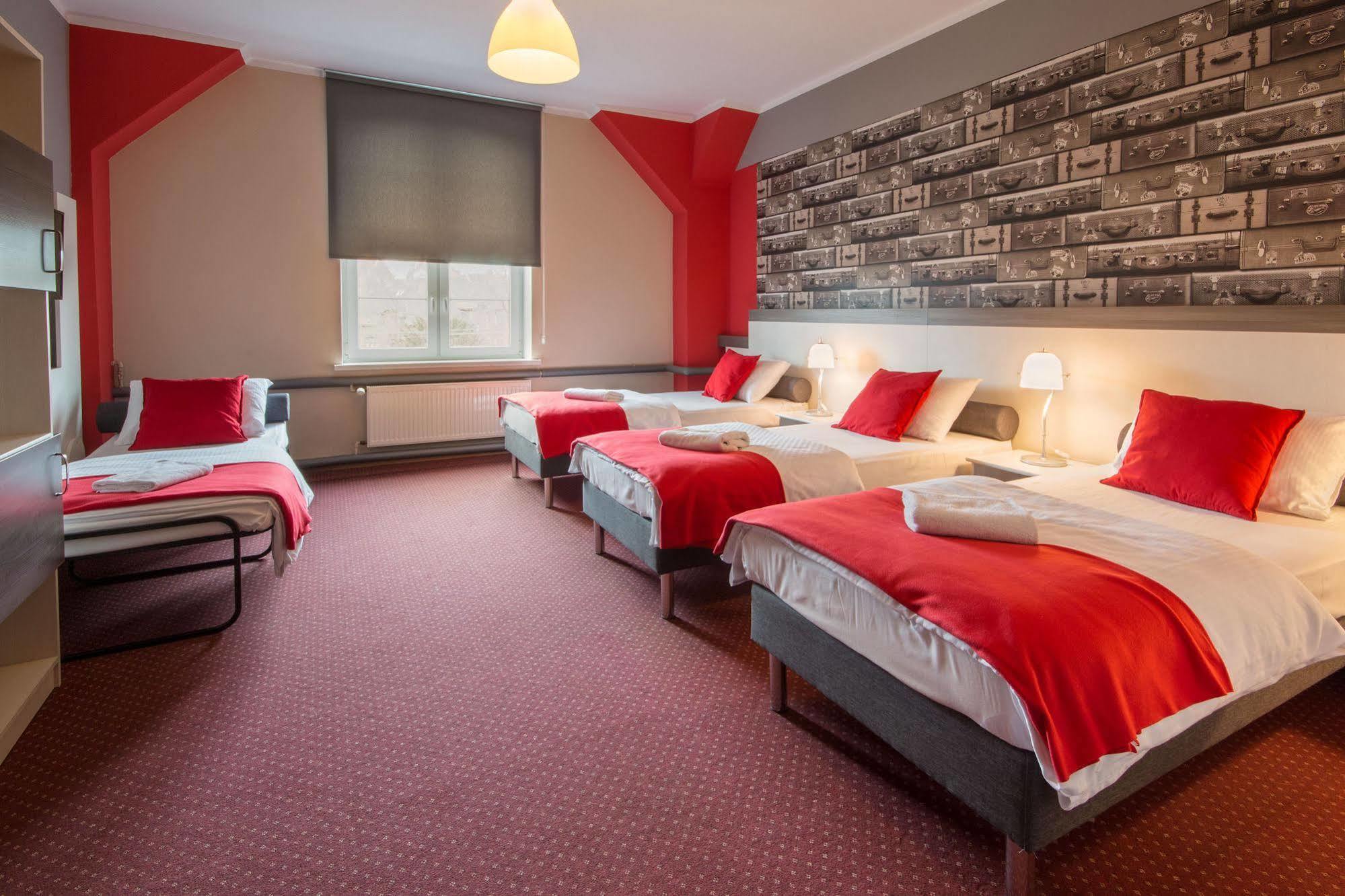 Hostel Przystanek Торунь Экстерьер фото